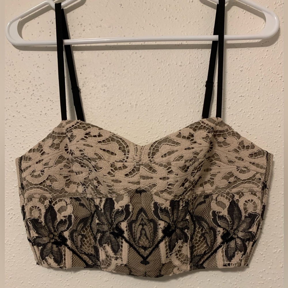 BCBG Maxazria Pearle Two-Tone Floral Lace Crop Top